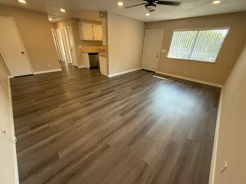 2690 Anchor Ave #1, Port Hueneme, CA 93041