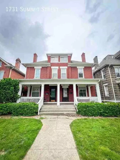 1731 Summit St, Columbus, OH 43201