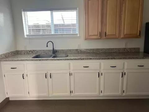 936 S 7th St, San Jose, CA 95112