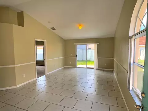2298 Santa Lucia St, Kissimmee, FL 34743