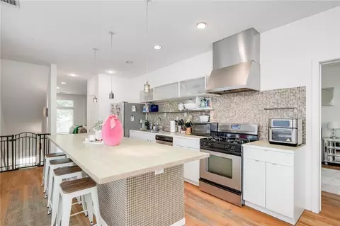 712 E 45th St, Austin, TX 78751