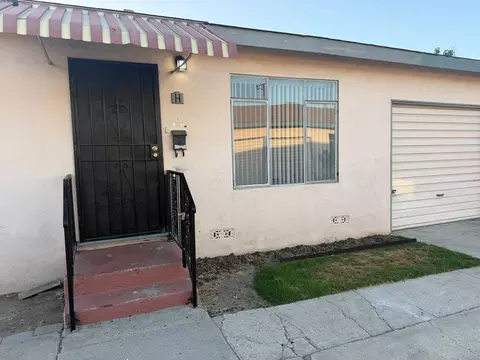 12623 Barlin Ave #E, Downey, CA 90242