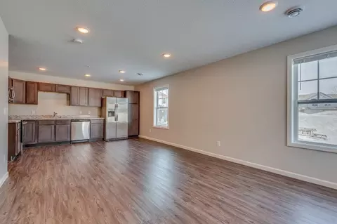 12648 Pond View Rd, Zimmerman, MN 55398