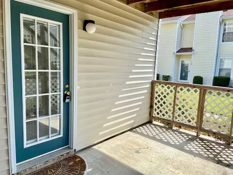 4160 Thalia Station Cir, Virginia Beach, VA 23452