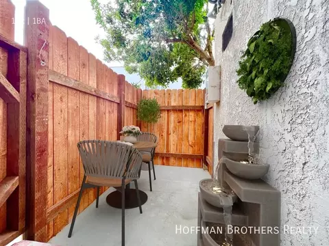 418 N Sierra Bonita Ave #3-4, Los Angeles, CA 90036