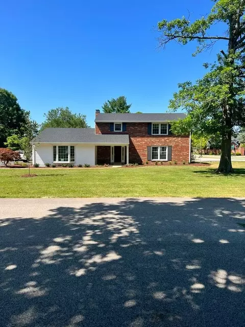 1424 Willow Way, Bowling Green, KY 42103