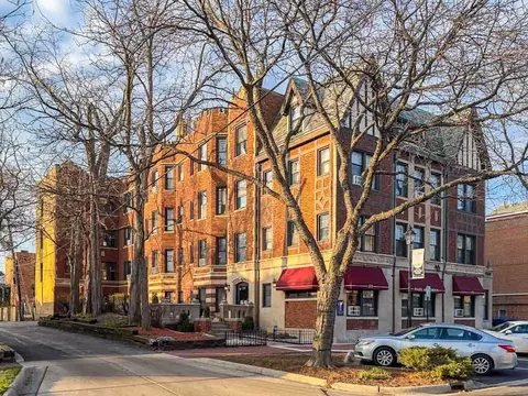 373 Hazel Ave #6D, Glencoe, IL 60022