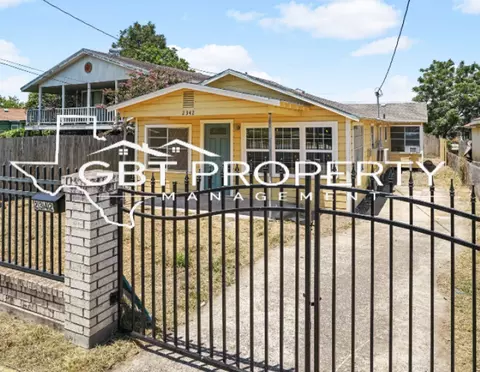 2342 Howard St, Corpus Christi, TX 78408