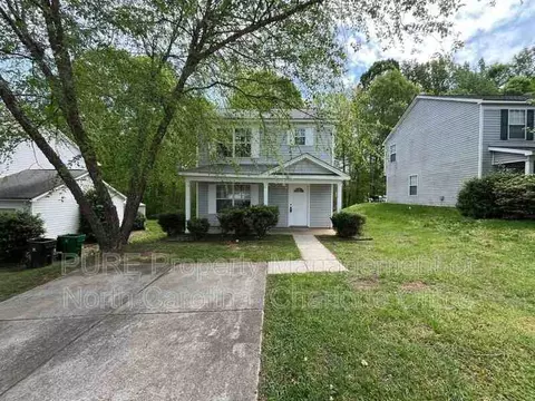 10636 Greatford Ct, Charlotte, NC 28215