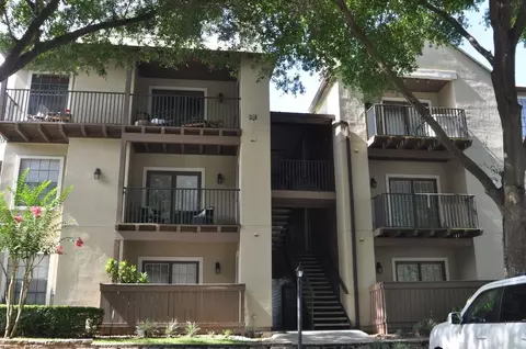 236 Afton Sq #106, Altamonte Springs, FL 32714