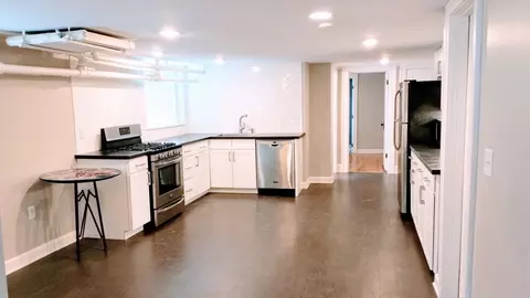 1703 Ashland Ave, Saint Paul, MN 55104