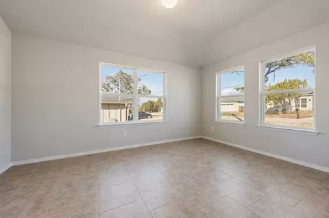4302 Lindberg Ln, Lago Vista, TX 78645