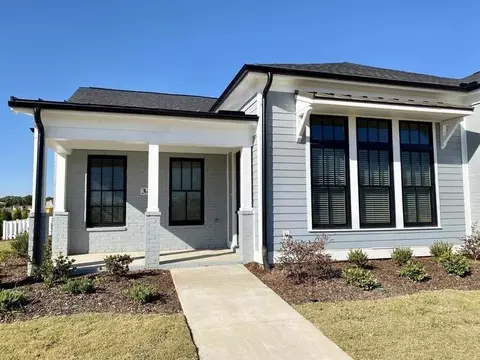 Hay Rake Dr, Madison, AL 35757