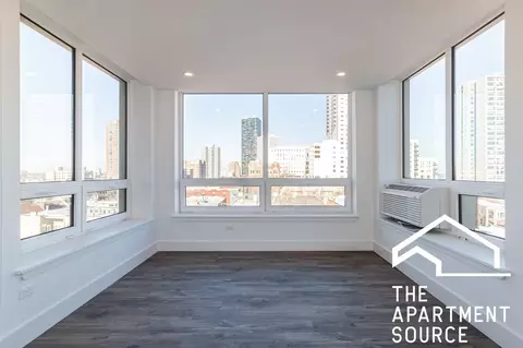 941 W Carmen Ave #501, Chicago, IL 60640