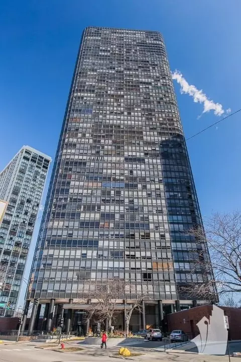 5415 N Sheridan Rd #4703, Chicago, IL 60640