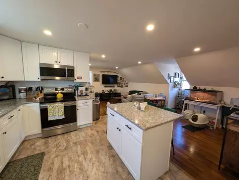 2524 Quakertown Rd, Pennsburg, PA 18073