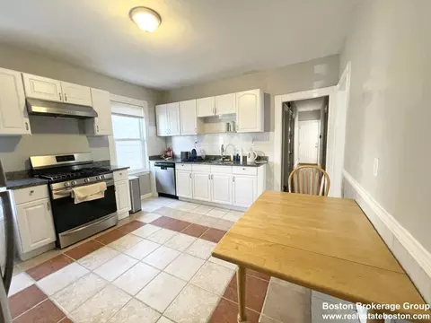 9 Taft St #2, Boston, MA 02125