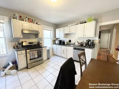 9 Taft St #3, Boston, MA 02125