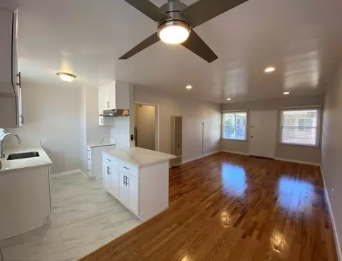 12641 Vanowen St #A, Los Angeles, CA 91605