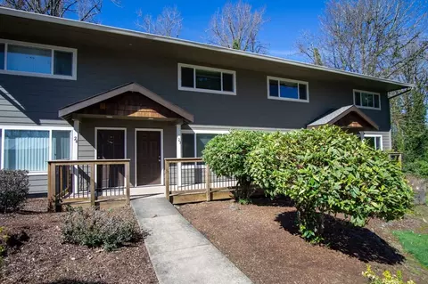 3595 Cedaroak Dr #23, West Linn, OR 97068