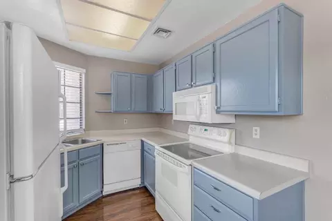 930 N Mesa Dr #1031, Mesa, AZ 85201