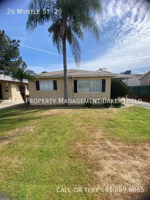 26 Myrtle St #1-2, Bakersfield, CA 93304