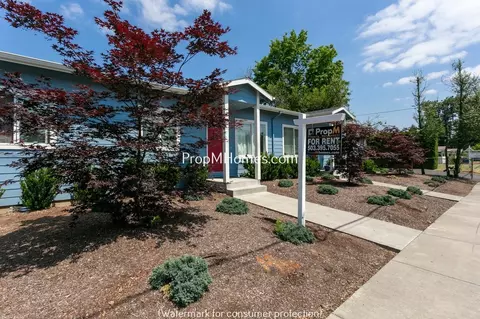 15535 NE Glisan St #1, Portland, OR 97230