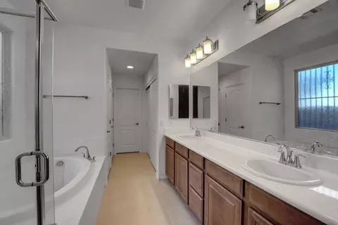 7110 Purple Iris Ave, Las Vegas, NV 89117