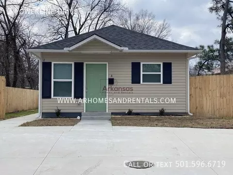 2 Power Line Dr #A, North Little Rock, AR 72117