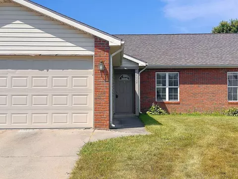 2332 Hopkins Dr, West Lafayette, IN 47906