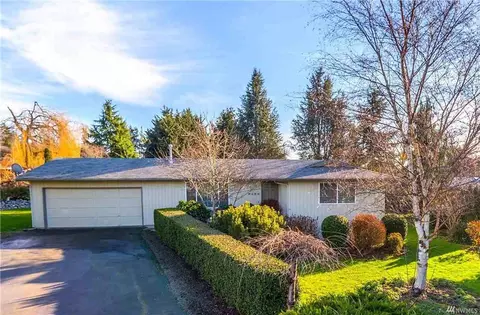 2102 Margaret Pl, Mount Vernon, WA 98273