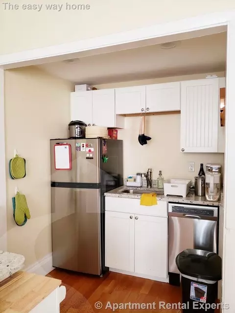 65 Walden St #1F, Cambridge, MA 02140
