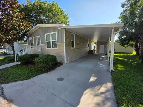 4 Red Coach Ct, Daytona Beach, FL 32119