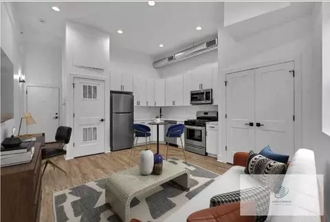 4731 N Western Ave #208, Chicago, IL 60625