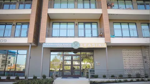 4000 Sabio Dr #B6-3, Austin, TX 78749