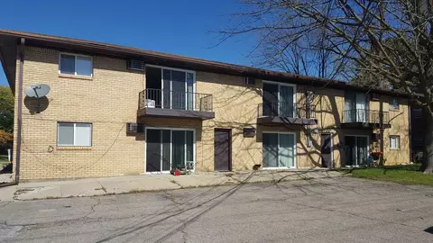 5921 W 25th St, Speedway, IN 46224