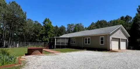 6968 Moontown Dr E, Appling, GA 30802