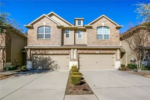 413 Metropolitan Dr, Plano, TX 75023