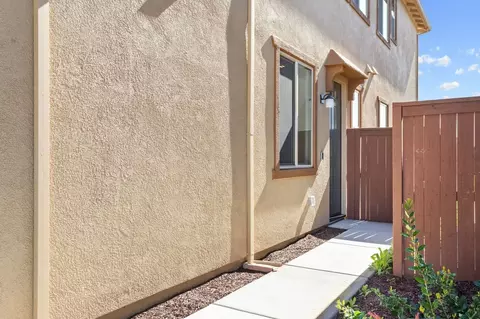 6169 Oberlander Dr, Roseville, CA 95747
