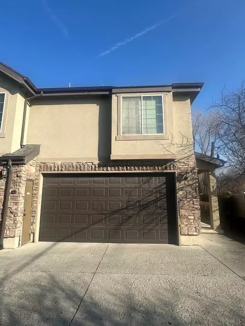 84 E Saddle Villa Dr, Draper, UT 84020