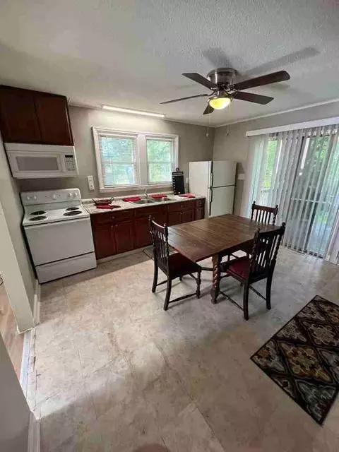 1007 S Church St, Gastonia, NC 28054