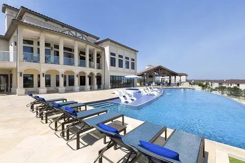 4305 N Quinlan Park Rd #C5-8, Austin, TX 78732