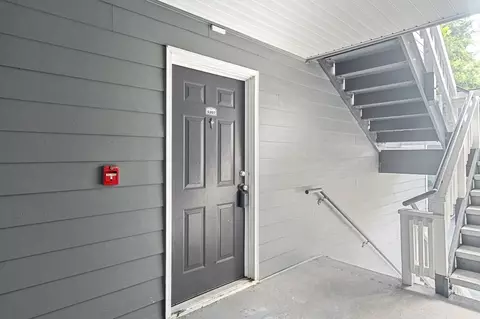 5207 Santa Fe Pkwy #1, Sandy Springs, GA 30350
