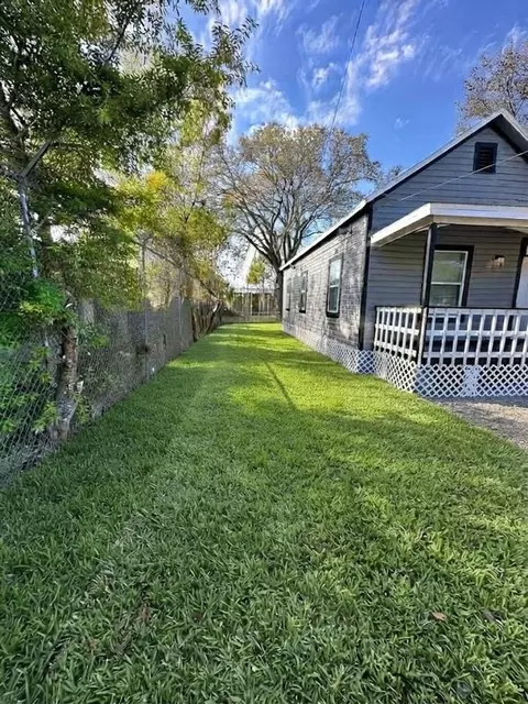 2176 Kingston St, Jacksonville, FL 32209