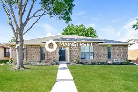 1001 Field Trail Dr, Mesquite, TX 75150