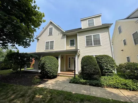15 W Main St, Norwalk, CT 06851
