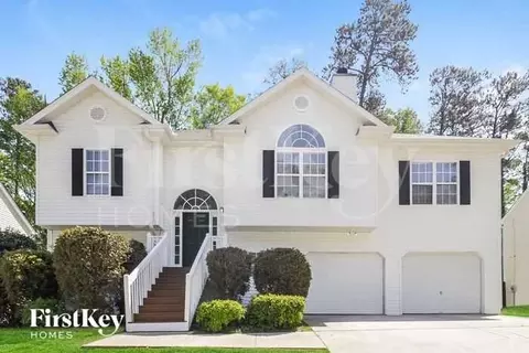 5714 Newnan Cir, Austell, GA 30106