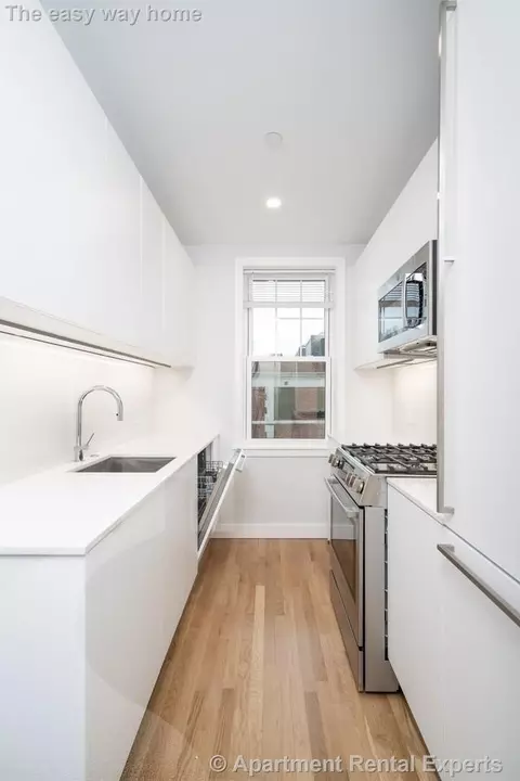 17 Forest St #42, Cambridge, MA 02140