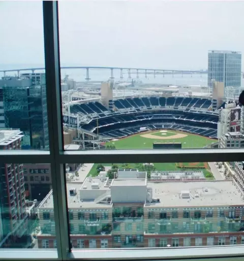 800 The Mark Ln #2506, San Diego, CA 92101