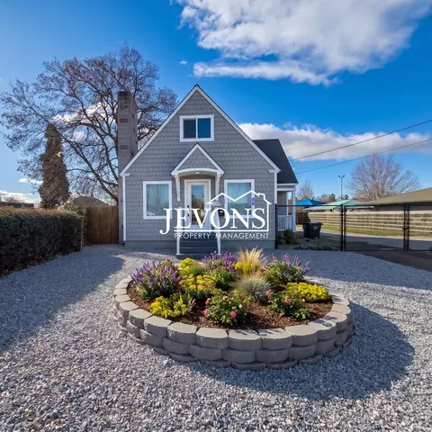 1206 W Nob Hill Blvd, Yakima, WA 98902